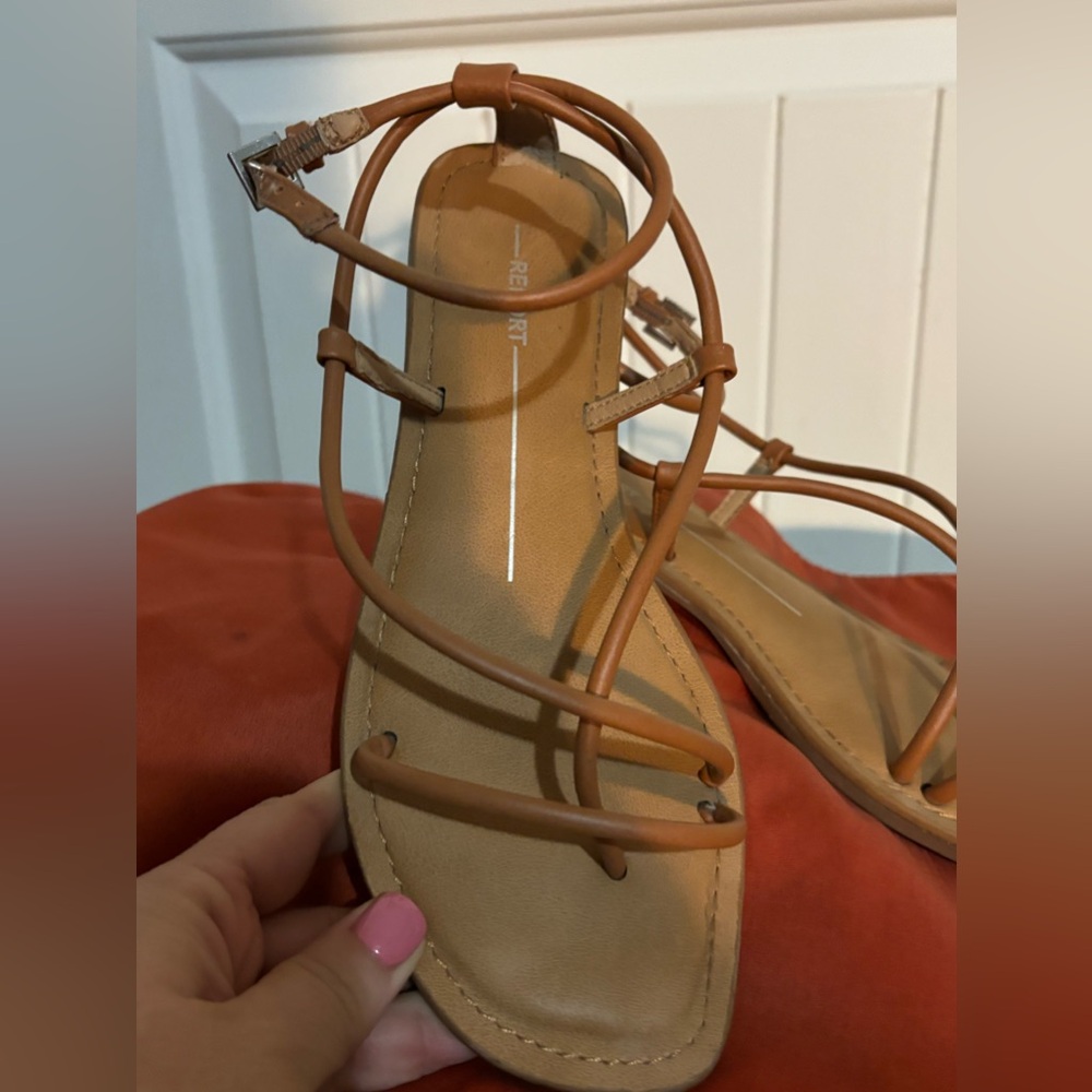 REPORT Tan strappy sandals Size 7